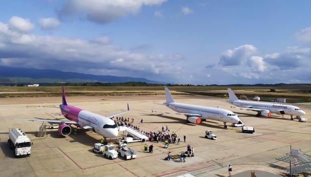 Aviones de pasajeros en el aeropuerto de Castellón