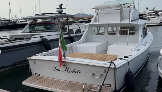 Uno de los barcos atracados en el puerto