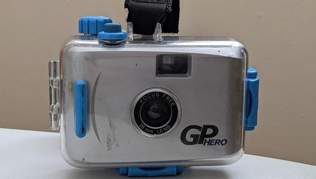 Primer modelo de camara GoPro de 2004