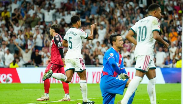 Jude Bellingham celebra su gol al Rayo Vallecano