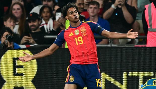 Lamine Yamal, durante el Inglaterra - España de la Nations League