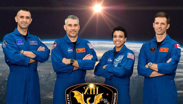 Fotografía cedida por la NASA que muestra a los cuatro integrantes de la misión SpaceX Crew-13 a la Estación Espacial Internacional (EEI)