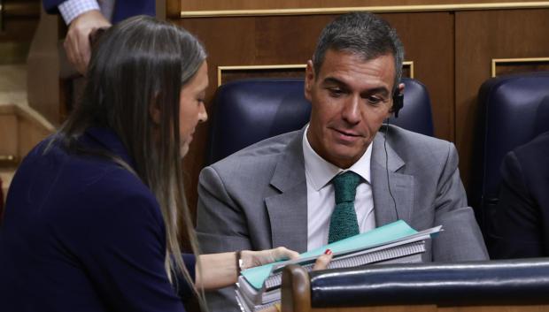 Míriam Nogueras y Pedro Sánchez, en el Congreso de los Diputados