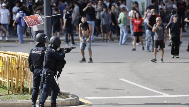 Imagen de los altercados registrados este sábado en Valencia
