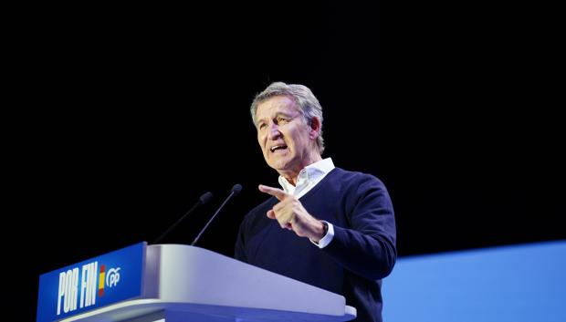 El presidente del PP, Alberto Núñez Feijóo, en Salamanca
