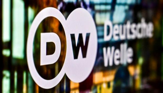 Logotipo de la emisora alemana "Deutsche Welle"