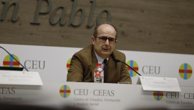 Higinio Marín durante su intervención en el Congreso Internacional del CEU
