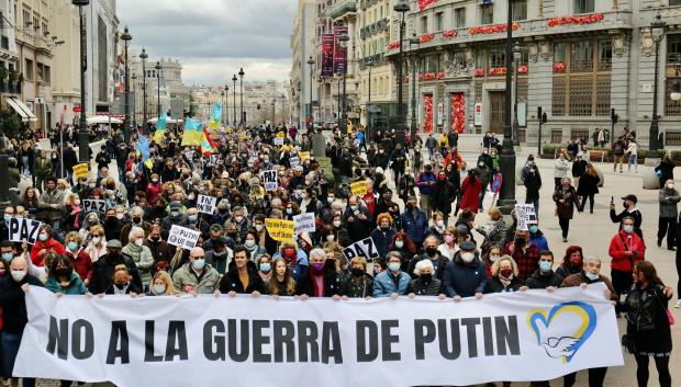 Manifestación en Madrid contra la invasión rusa de Ucrania