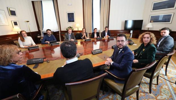 Aragonés reunido con los independentistas en el Congreso