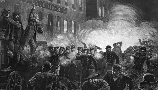 Uno de los más célebres grabados de la revuelta de Haymarket, que muestra, de forma inexacta, a Fielden dirigiéndose al público al mismo tiempo que estalla el explosivo y empiezan los disturbios