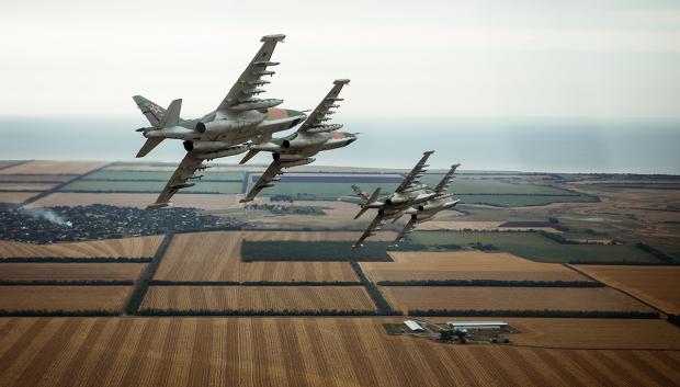 Aviones de combate Su-25 con los que bombardearon la ciudad