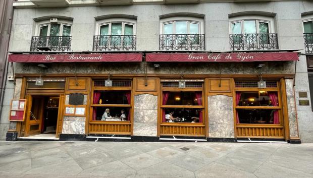 Fachada del Café Gijón