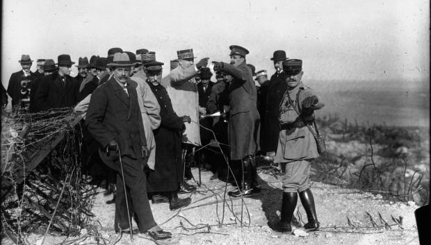 Visita de Alfonso XIII al Fort de Vaux en 1919