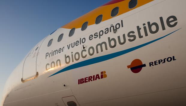 Iberia ya opera vuelos con bicombustible