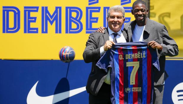 El caso de Dembélé es digno de estudio. En lugar de renovar, su contrato expiró y ha tenido que ser nuevamente incorporado. Lo hace por tanto libre
