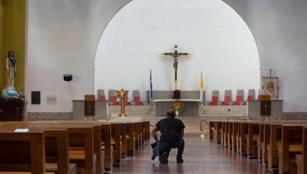 El último ataque contra la Iglesia católica fue la prohibición de la procesión de la Virgen de Fátima