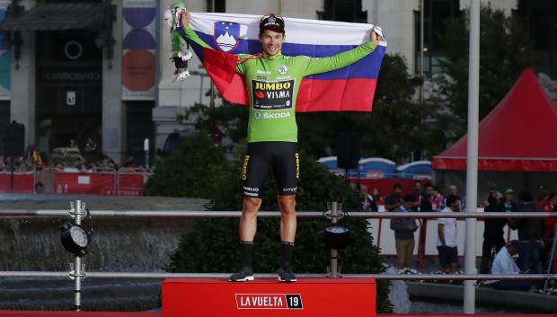 Primoz Roglic tras ganar su primera Vuelta Ciclista a España
