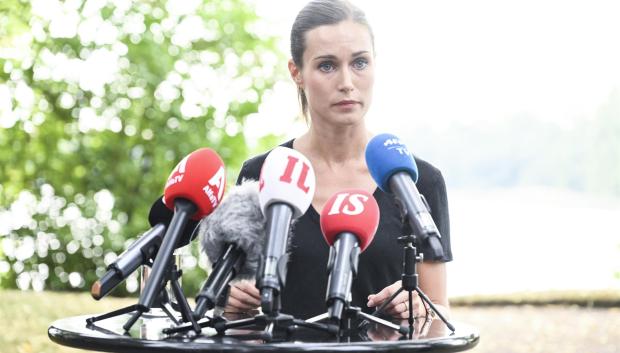 Sanna Marin, primera ministra de Finlandia, en rueda de prensa