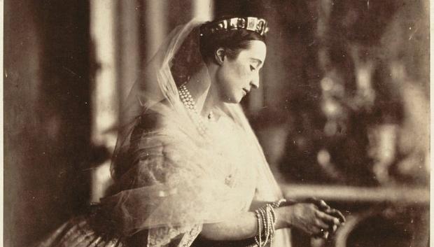 La Emperatriz Eugenia, fotografiada en 1856