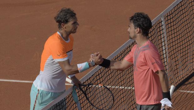 Fognini y Nadal saludándose al termino de uno de sus duelos