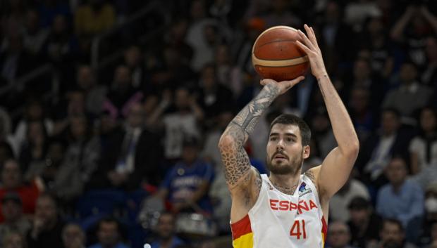 Juancho Hernángomez fue el rey del triple en la final ante Francia