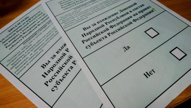 Papeletas referéndum Ucrania