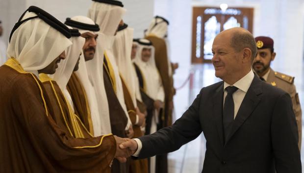 El canciller alemán, Olaf Scholz, alcanza una alianza energética con Emiratos Árabes Unidos