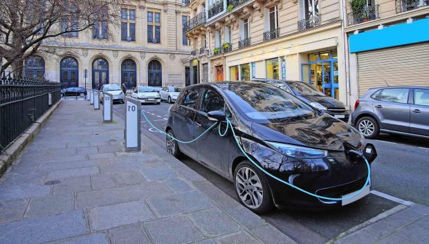 En Francia un 15 % del parque móvil está electrificado