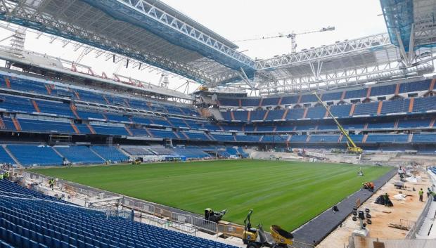 El nuevo césped del Santiago Bernabéu