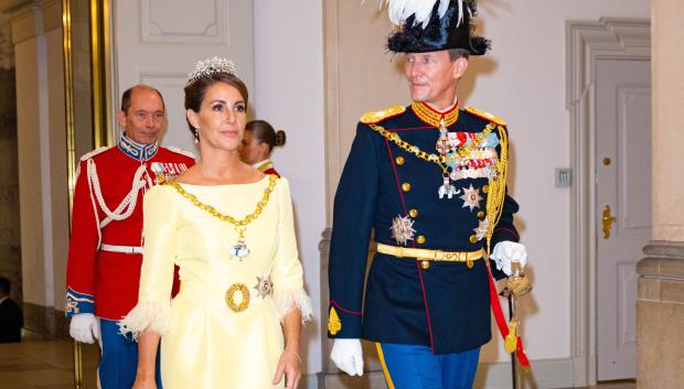 Marie y Joaquín de Dinamarca fijaron en Francia su residencia por mandato real