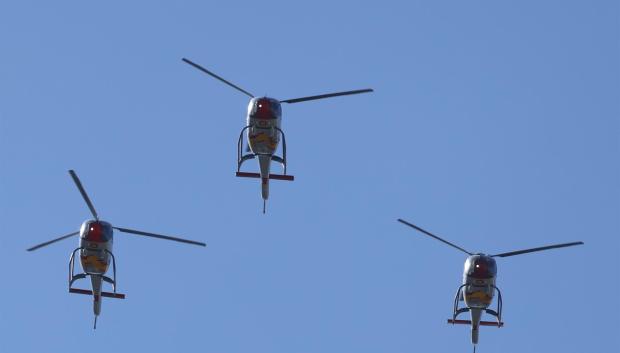 Varios helicópteros del Ejército del Aire participan en el desfile del Día de la Fiesta Nacional