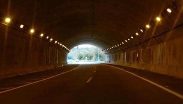 A la salida del túnel el efecto pantalla puede desplazarte lateralmente