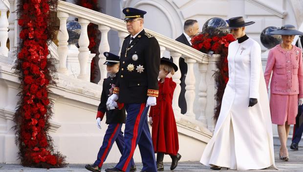 Príncipe Alberto II de Mónaco, Princesa Charlene, Príncipe Jacques y Princesa Gabriella, Princesa Carolina de Hannover