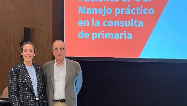 Los doctores Marta Entrenas y Luis Manuel Entrenas, especialista y jefe de servicio, respectivamente, de Neumología del Hospital Quirónsalud Córdoba