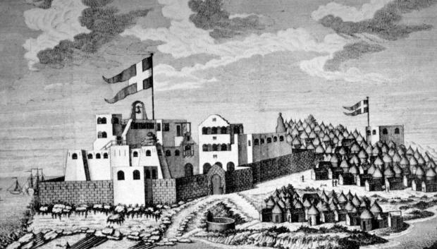 El fuerte danés Fort Christiansborg, en la Costa de Oro de Guinea, fue el mayor centro de esclavos que se embarcaban hacia las Indias Occidentales Danesas