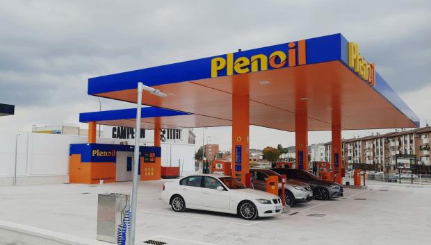 Un estudio para Plenoil evidencia que la subida de precios condiciona el repostaje de combustible.