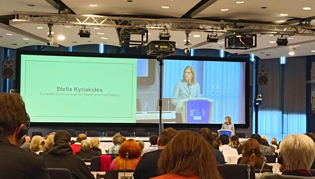 La comisaria europea de Salud y Seguridad Alimentaria, Stella Kyriakides, interviene en el panel ciudadano