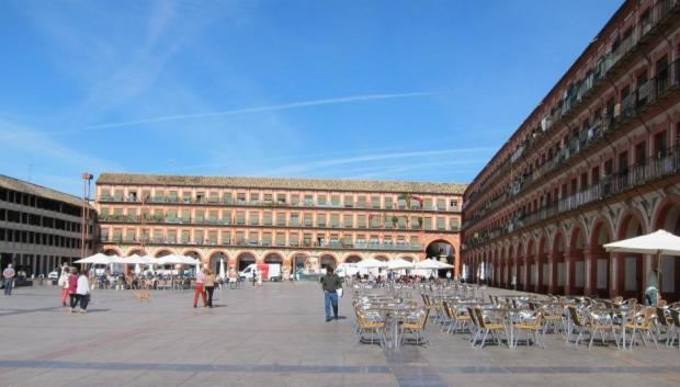 Veladores en la Plaza de la Corredera