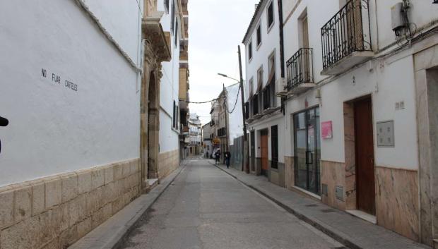 La eliminación de las barreras en las calles Santa Ana y El Santo de Montilla será una realidad este próximo otoño