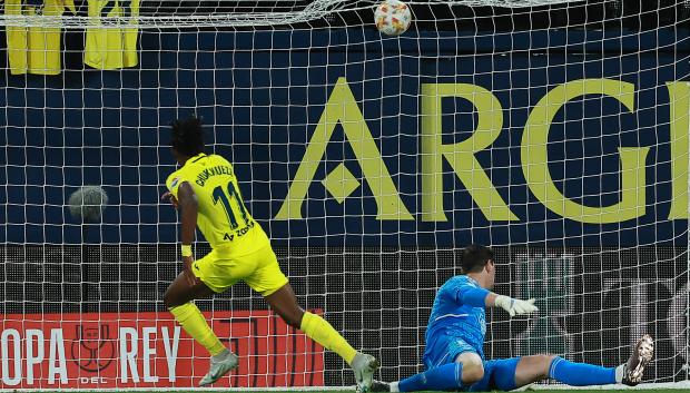 Chukwueze marca el segundo gol del Villarreal