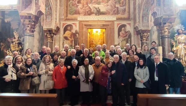 Asistentes a la misa celebrada en la parroquia del Sagrario