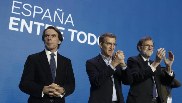 Aznar, Rajoy y Feijóo en Valencia
