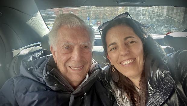 Mario Vargas Llosa y su hija Morgana