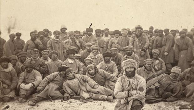 Grupo de prisioneros de un campo de trabajo en Siberia