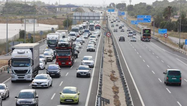 La DGT lleva a cabo campañas de control periódicas sobre determinado tipo de vehículos