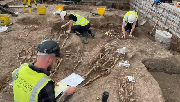 Restos humanos encontrados durante las excavaciones