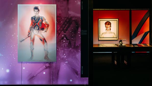 Uno de los espacios de la exposición Bowie taken by Duffy que se estrena en Madrid