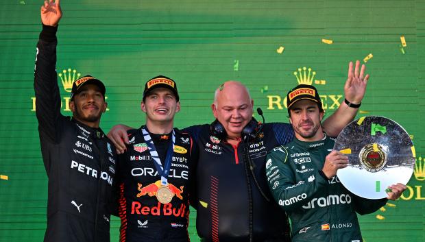 Hamilton, Verstappen y Alonso en el podio de Albert Park