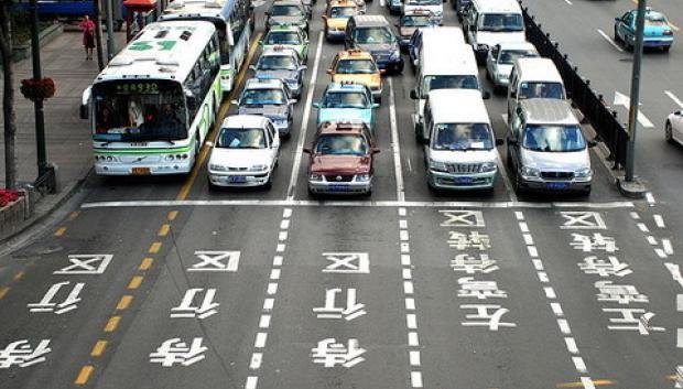 La caída de ventas de las marcas europeas complica su presencia en China