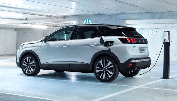 El Peugeot 3008 es el híbrido enchufable más vendido de Europa